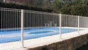 Barrière de piscine fixe prestiblue / structure en aluminium / blanc ou vert / hauteur 1.15 m_0