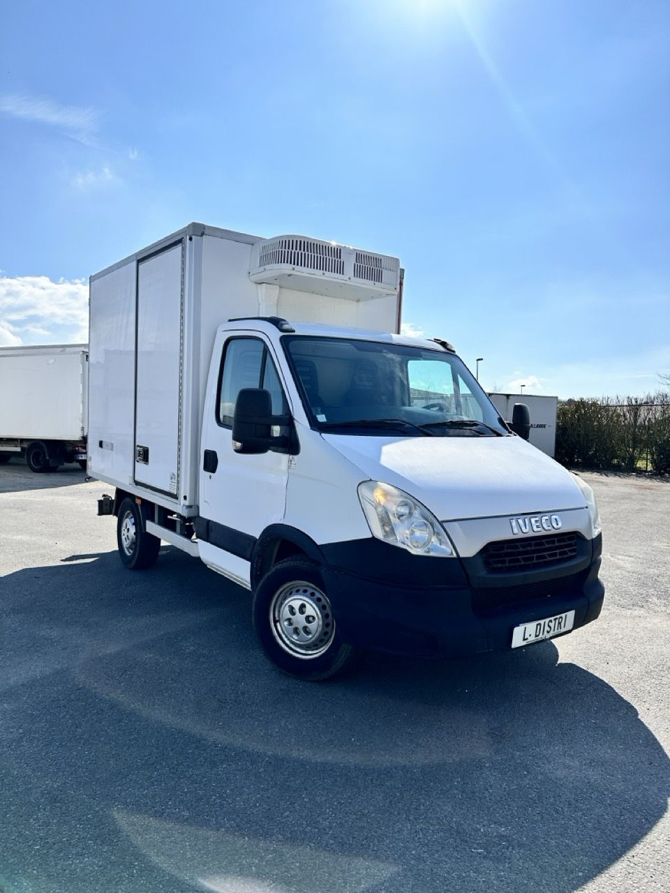 Voiture frigorifique à boîte manuelle - Volume -9,79 m3 - Iveco Daily 35S13 - LD149_1