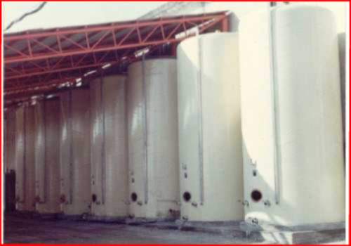 Cuve de vinification et stockage - Type - Brides PN 6, porte ovale inox et accessoires complets_1