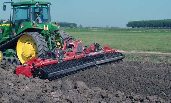 FR200 - Fraises et herses rotatives Forigo - Largeur de travail 502 à 702 cm avec réglage hydraulique et système flottant_1