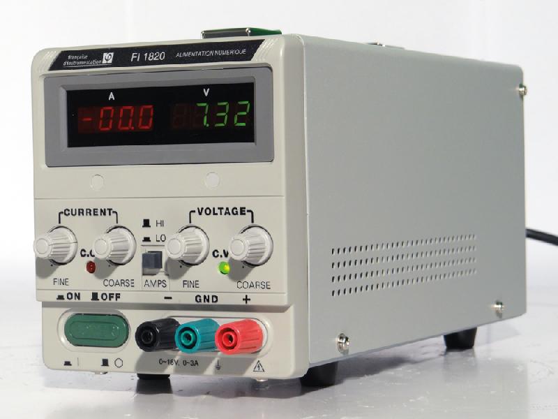 FI1820 - Alimentation numérique 1 voie 18 V / 10 A ou 18 V / 20 A, 360 W - compacte et performante_1