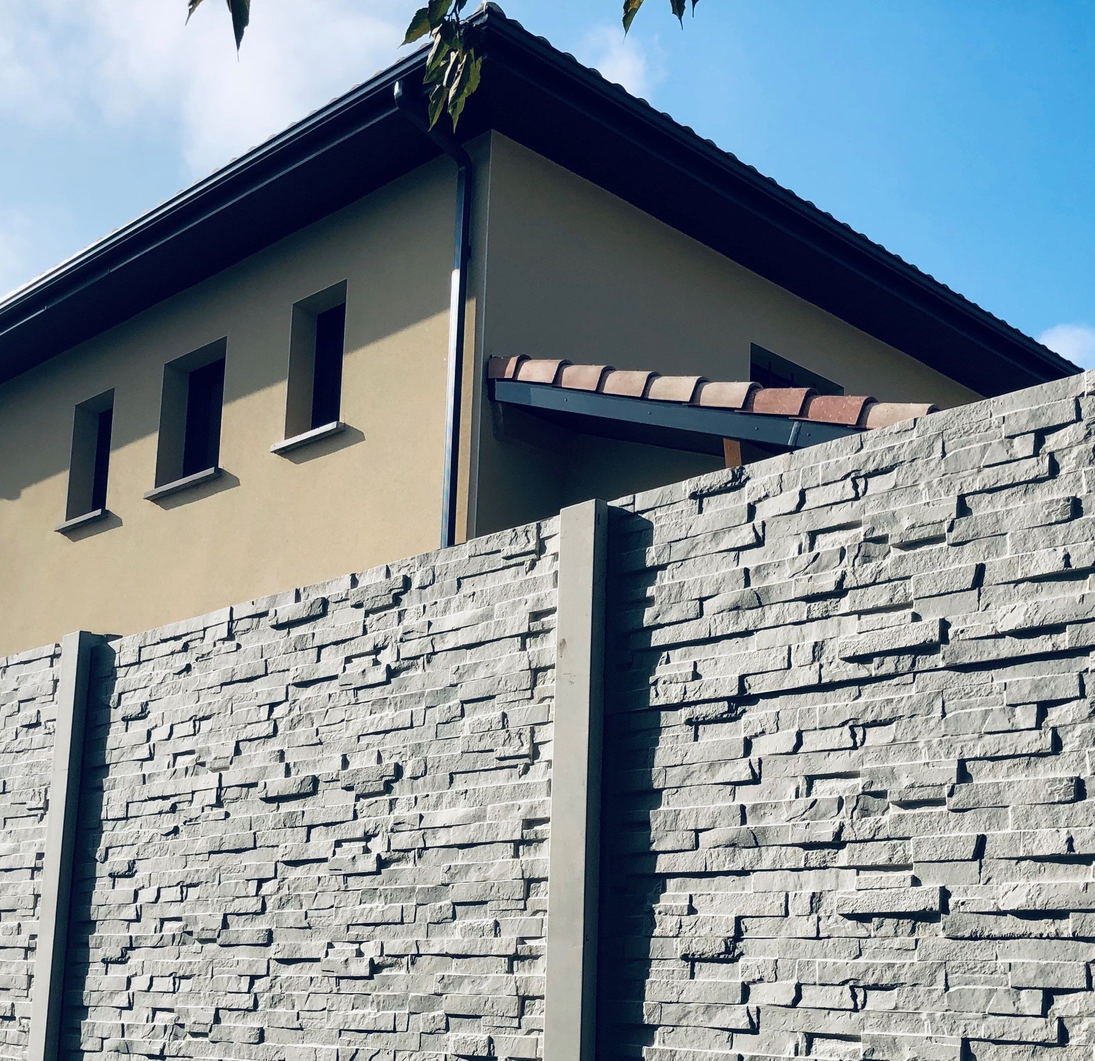 Clôtures en béton pleine et lisse - daulouède_1