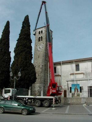 Eagle 3526 camion nacelle - Oil & Steel France - Hauteur de travail 35m - Déport max 26m_1