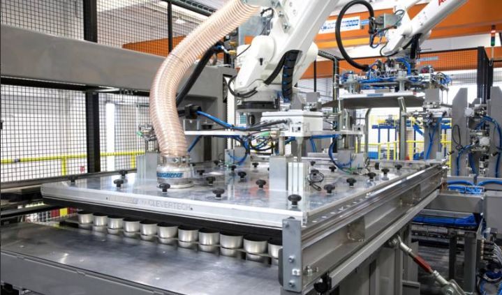 Torpedo RAD EC/FC - Dépalettiseurs pour boîtes pleines et vides - Clevertech France - Très grande vitesse_1