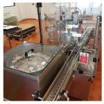 Boucheuse automatique Longoni Twist Off - matériel d'occasion - distributeur de capsules et convoyage de pots_1