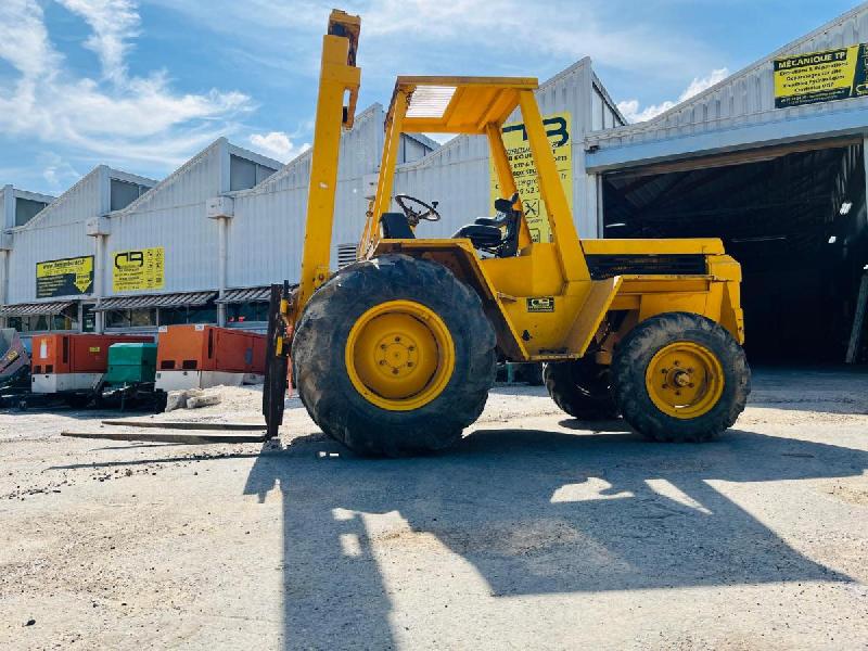 PORTHOS Chariot élévateur D20_1