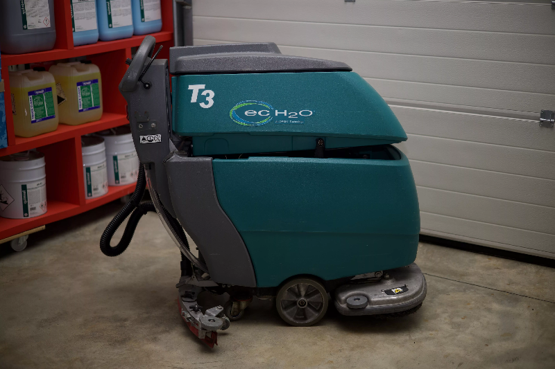 Autolaveuse Tennant T3 - Technologie ec-H2O? - Machine révisée_1