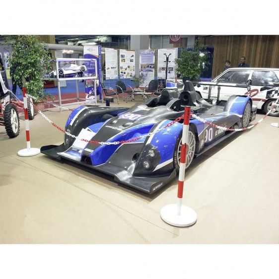 Leo12700 - Barrière à chaîne Disset Odiseo - 2 m - Rouge et blanc - Kit poteau et chaîne en métal_1