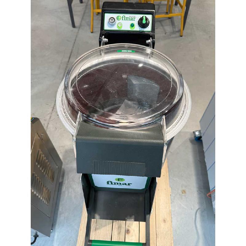 Eplucheuse Fimar à pommes de terre 18 kg sur pieds avec Abrasif latéral | Déstockage neuf_1