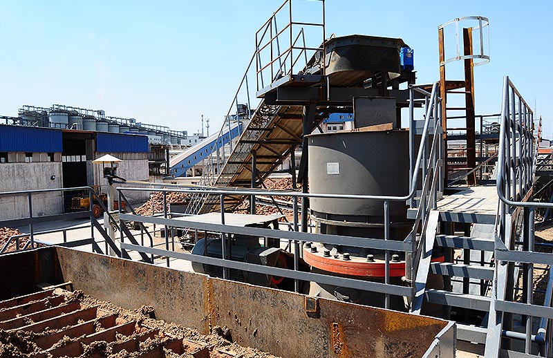 Machine de concassage pour basalte avec capacité de 500 tonnes par heure