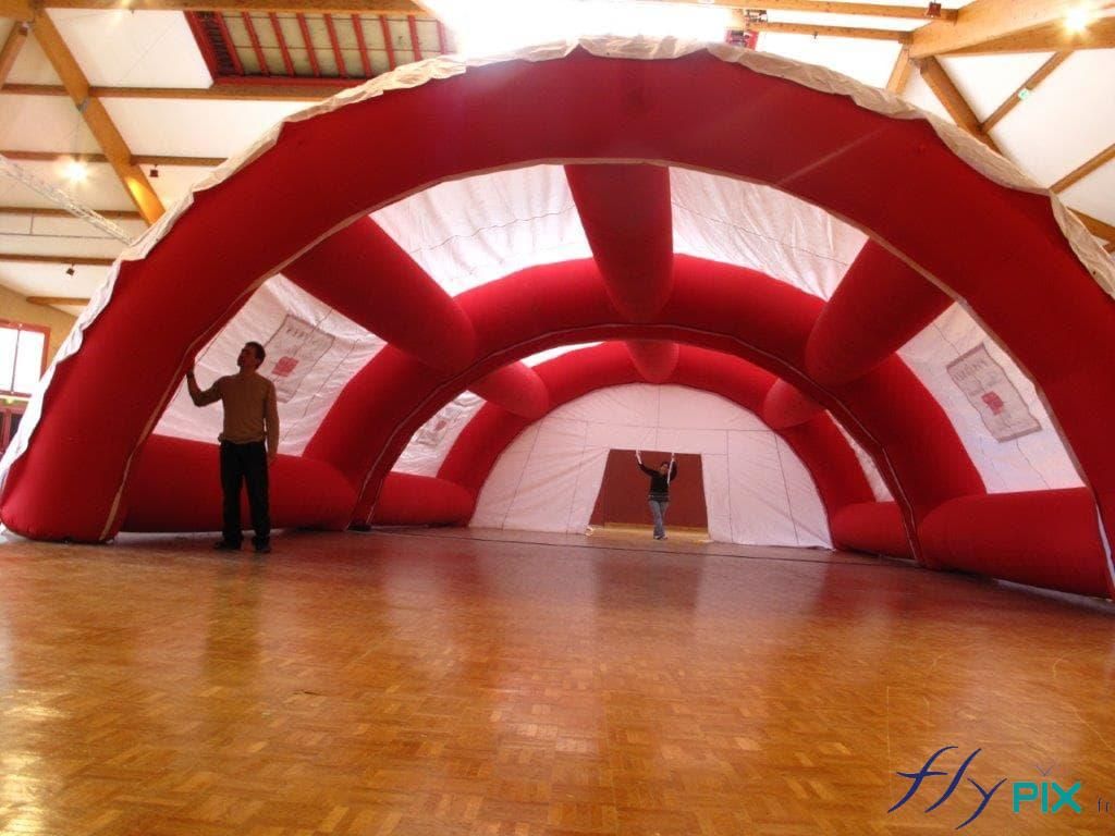 Abris médicaux mobiles - Fly Pix - tente PMA gonflable 6 x 10 x 2.75 m - PVC 0,6 mm_1