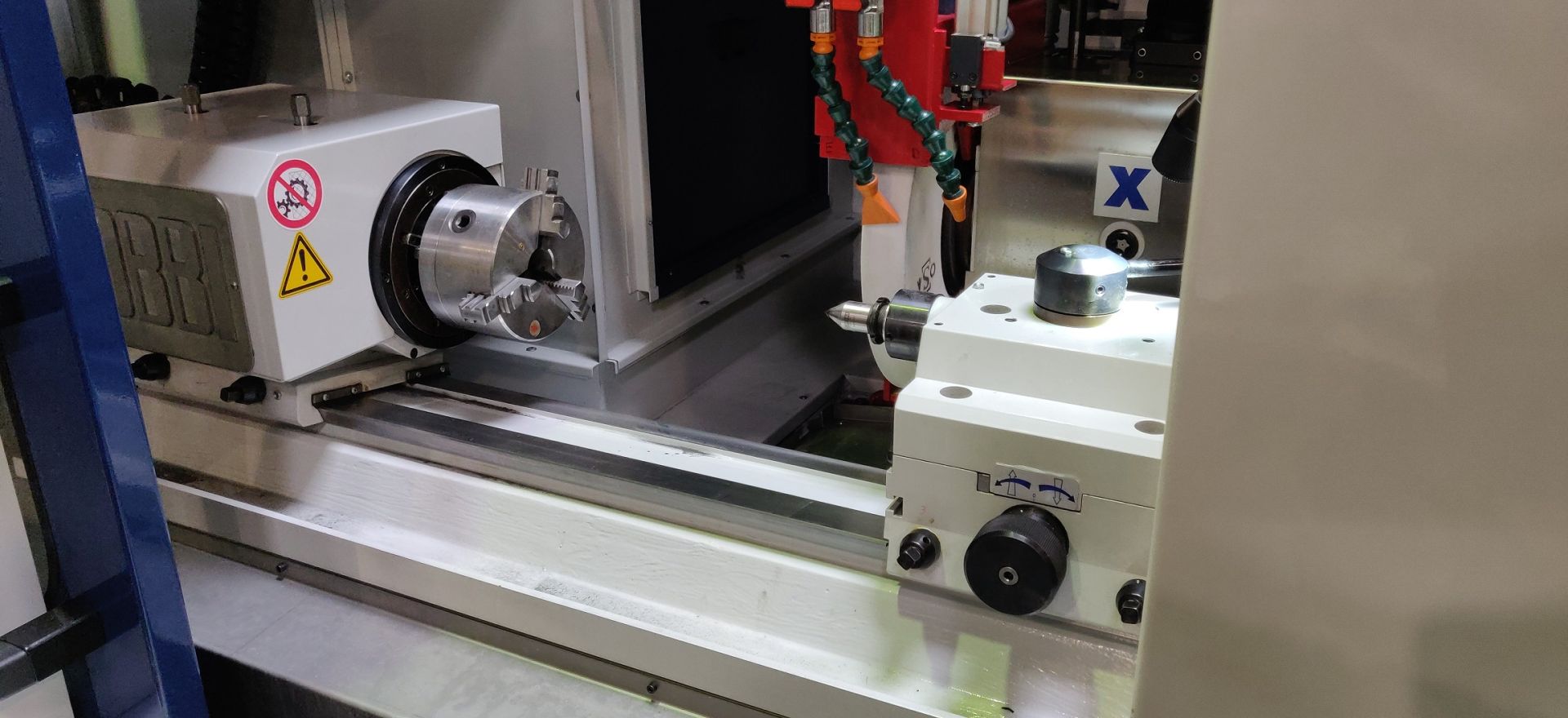 Rectifieuse cylindrique universelle occasion robbi modèle 600 rt6 année 2019_1