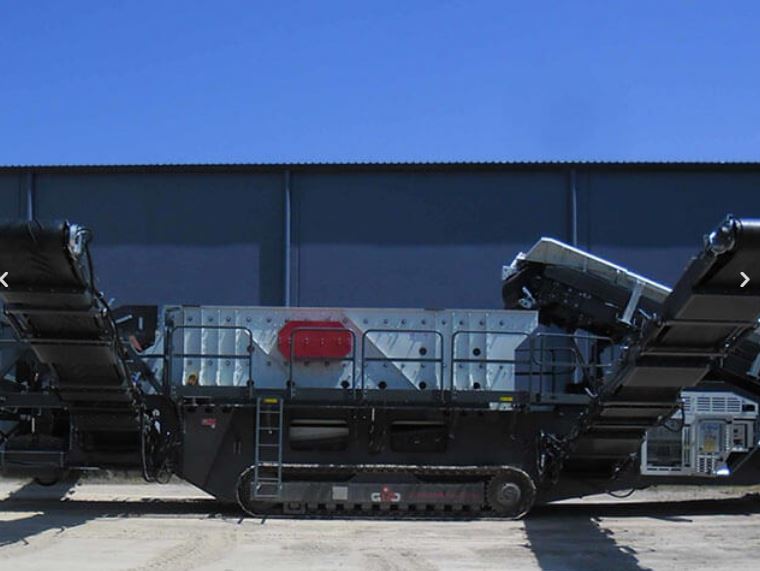 Crible de classement à deux étages sur chenilles - GIPOSCREEN S 2160 avec moteur 168 kW et surface de criblage 2.1x6m_1