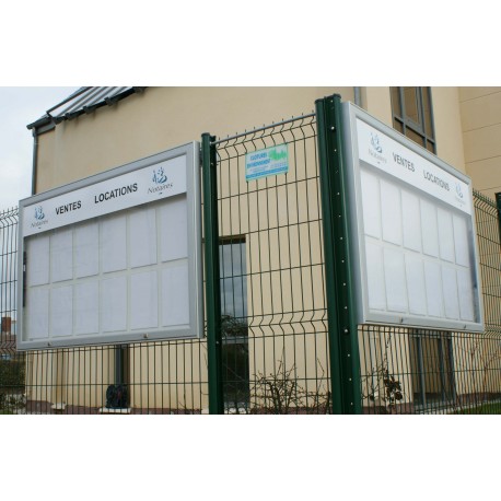 Vitrines extérieures sur grillage - aluminium ou thermolaqué - dimensions standards ou sur mesure - vitrage Plexi choc ou verre sécurit_1