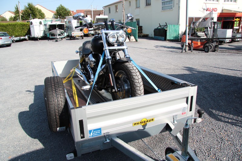 Remorque moto - Humbaur HA 1385 - 1 rail, rampe alu renforcée, anneaux d'ancrage_1