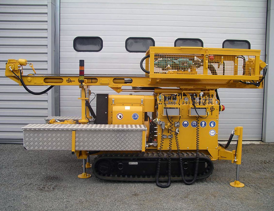 Sondeuse autonome hydraulique sur chenilles - Géotechnique - Moteur diesel 52 cv - 2 550 kg_1