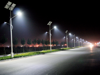 Tête de lampadaire LED pour éclairage public solaire 60W - 7160 Lumens_1