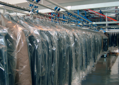 Convoyeur aérien textile bréveté, souple et évolutif, idéal pour libérer de la surface au sol - Vens Trolley_1