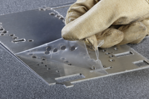 Film de protection de surface - adhésif ou scotch - résistant aux UV et à dépose facile_1