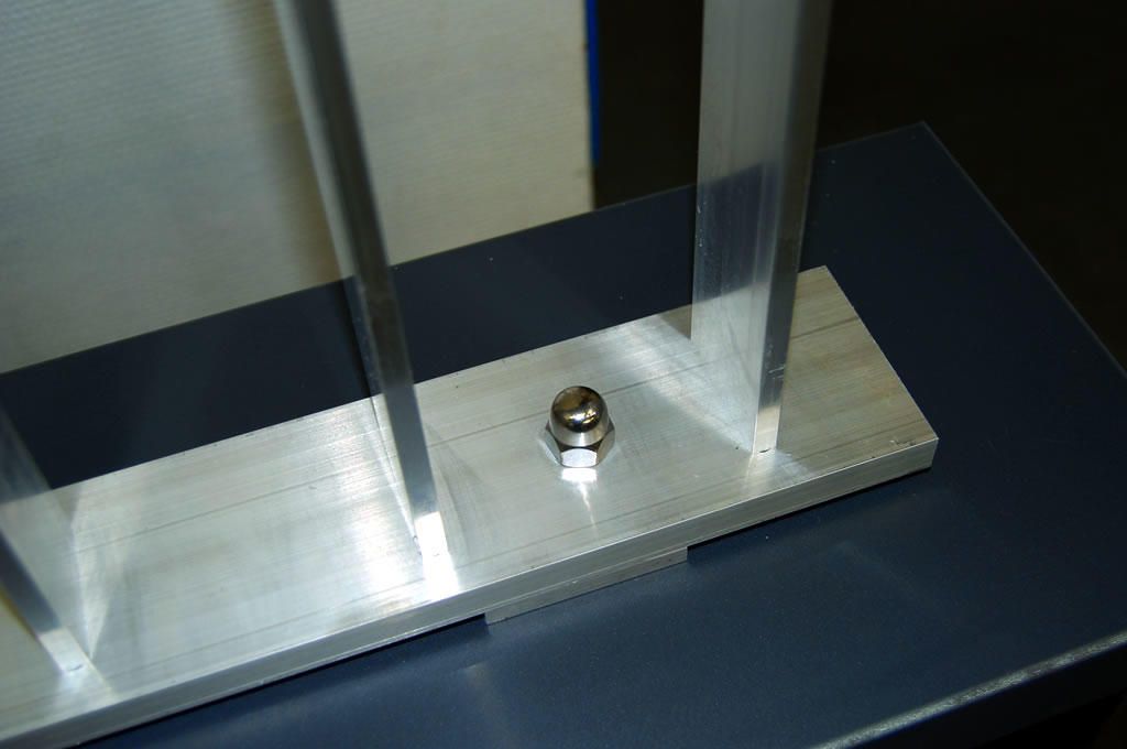 Modural - Garde-corps en aluminium Horizal - Design épuré type acier, fixation sur dalle ou muret_1