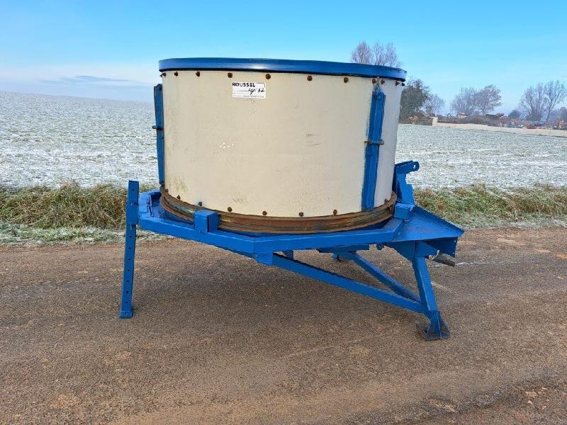 Pailleuse Kidd 4-5 - Occasion - Pour balles 1.50m - Entraînement par prise de force - Année 2000_1