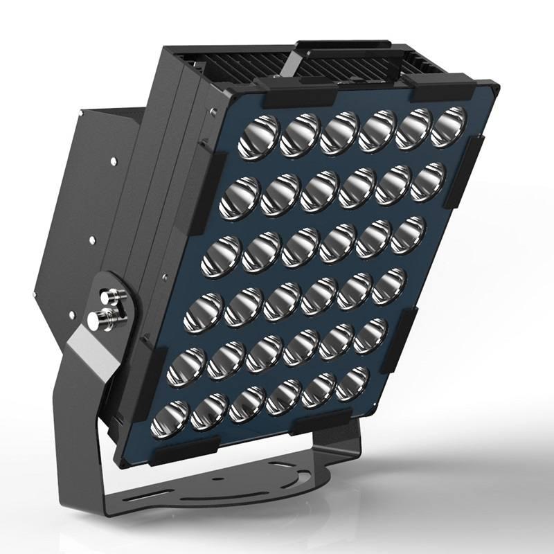 Éclairage LED puissant, à mât compact pour stade et terrains de sport - Puissance entre 400 W et 1200 W_1