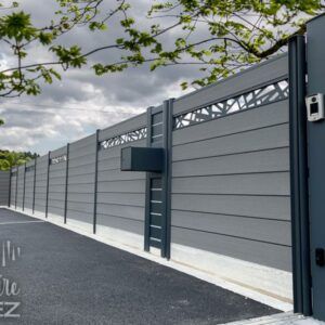 Claustra en composite pour préserver l'intimité