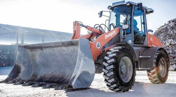 Chargeuse compacte articulée - Weycor AR 550_1