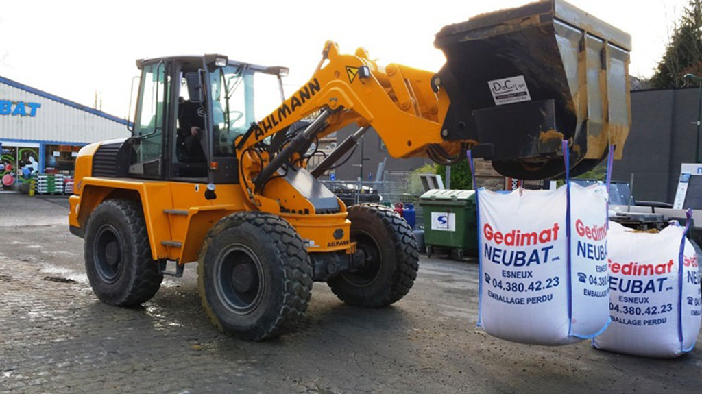 Godet à bigbags avec capacité de 750 à 1500 litres