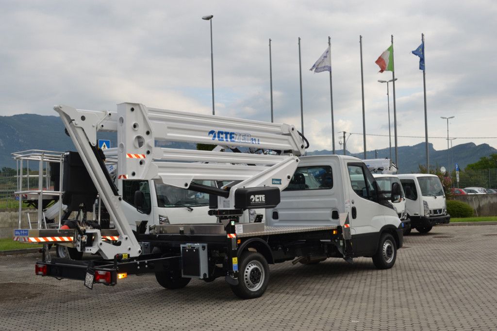 Zed 21.3 JHL - Nacelle VL CTE 21 m - Double pantographe, bras télescopique et jib_1