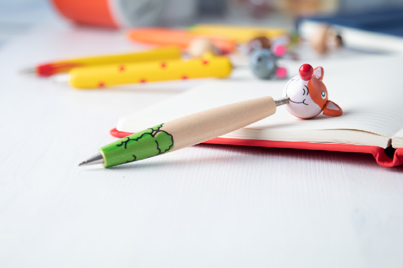 Stylo à bille amusant avec animal - Renard - Corps beige - Encre bleue_1