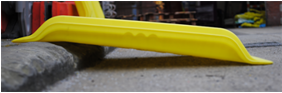 Rampe PMR en polyéthylène - Dimensions 1213 x 985 mm Charge 250 kg - RAMP J - ADS Equipements Eurl_1