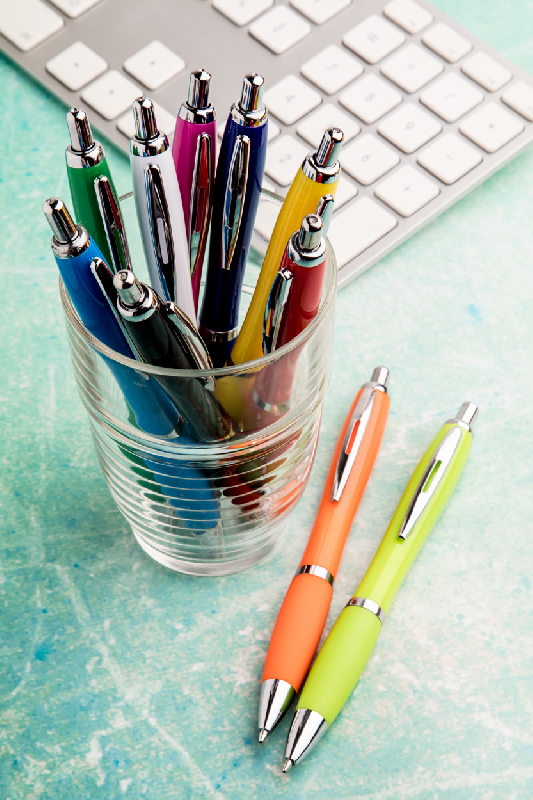 Stylo à bille en plastique - encre bleue - couleur vert citron - poids 11g_1