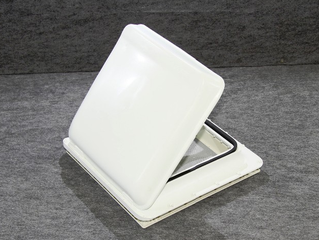 Aérateur de toit pour van - patrick remorque_1