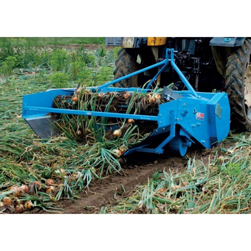 Arracheuse d'oignons - Terrateck - largeur 1,30 m et 1,50 m - compacte et robuste pour tracteur standard_1