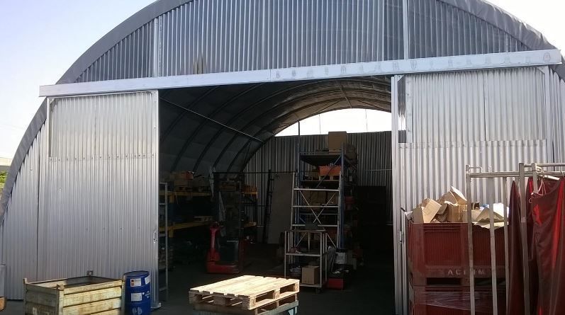 Tunnel de stockage Abristhor Industrie-BTP adaptable sur tous types de sols et sur blocs béton_2