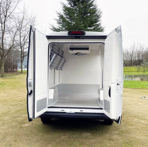 Véhicule frigorifique Cellule intégrée IsoCity - Fiat Ducato - Homologation Isolation Renforcée_1