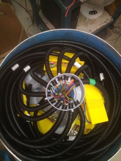 Pieuvre electrique béton_1