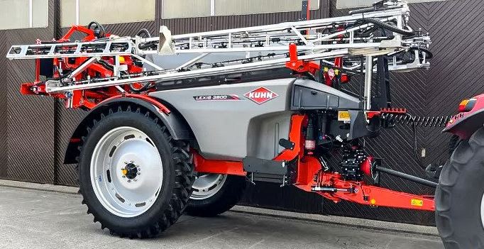 Machine agricole KUHN LEXIS pour une pulvérisation précise et efficace