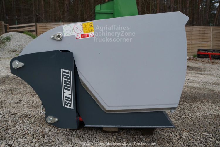 Godet désileur avec couteau d'ensilage, coupe-balles et godet universel - Sonarol WSNR1600_1