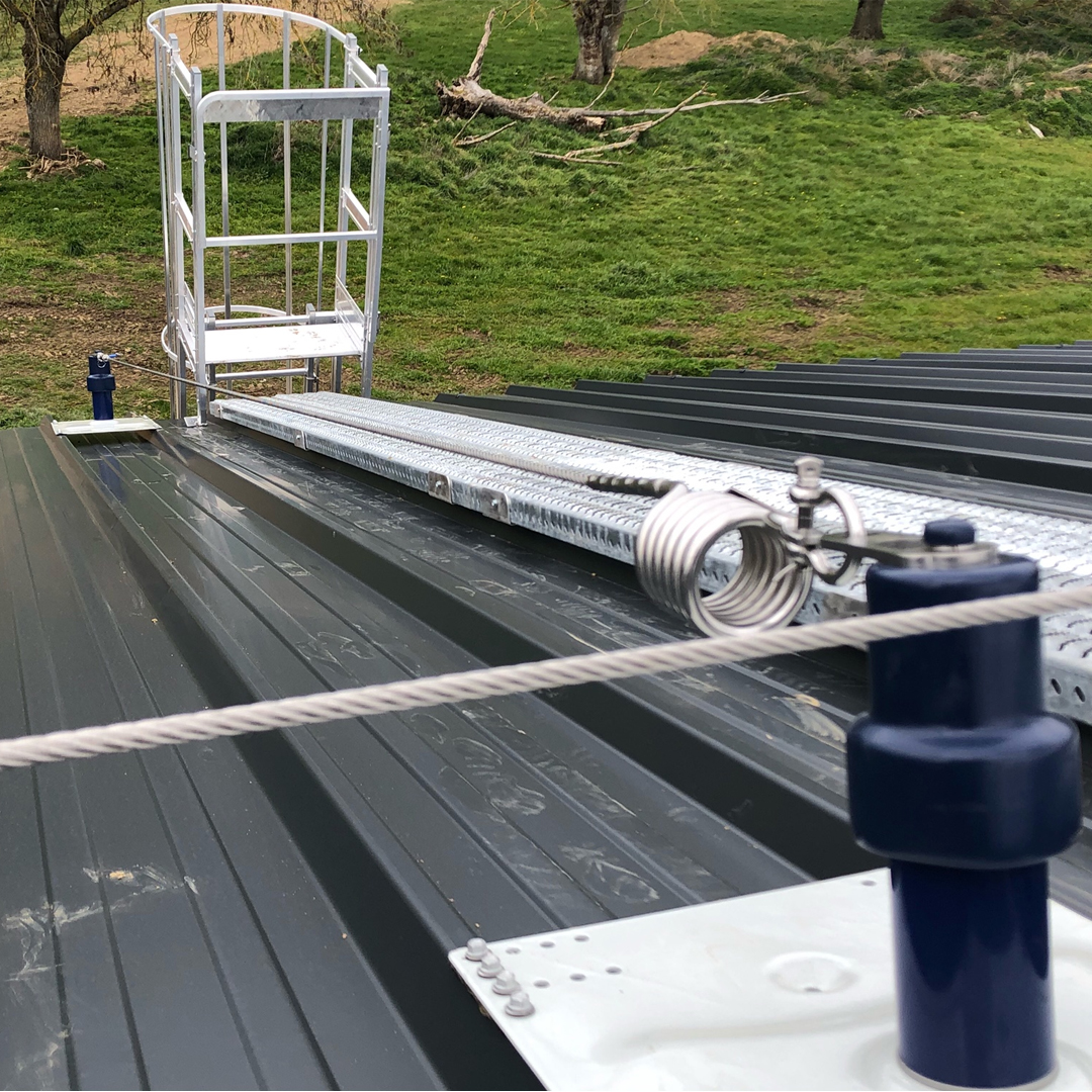 Ligne de vie horizontale sur bac acier - SecurLine, fixation par SecurBac 2U - Jusqu'à 3 utilisateurs_1