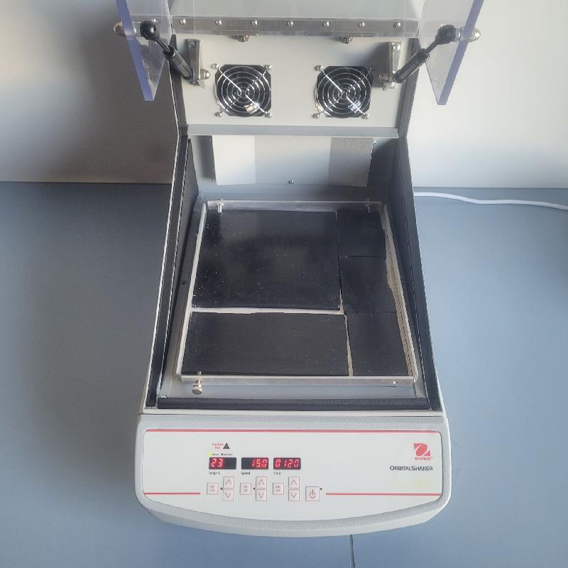 Incubateur OHAUS ISHD16HDG avec agitation orbitale_1