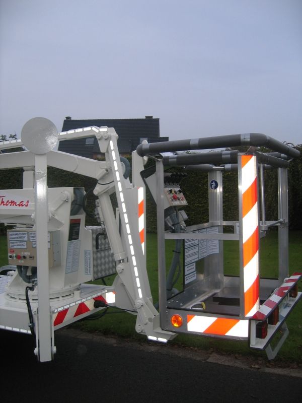 Nacelle tractable 160 nw - thomas - hauteur de travail 16 m - capacité de levage 250 kg_1
