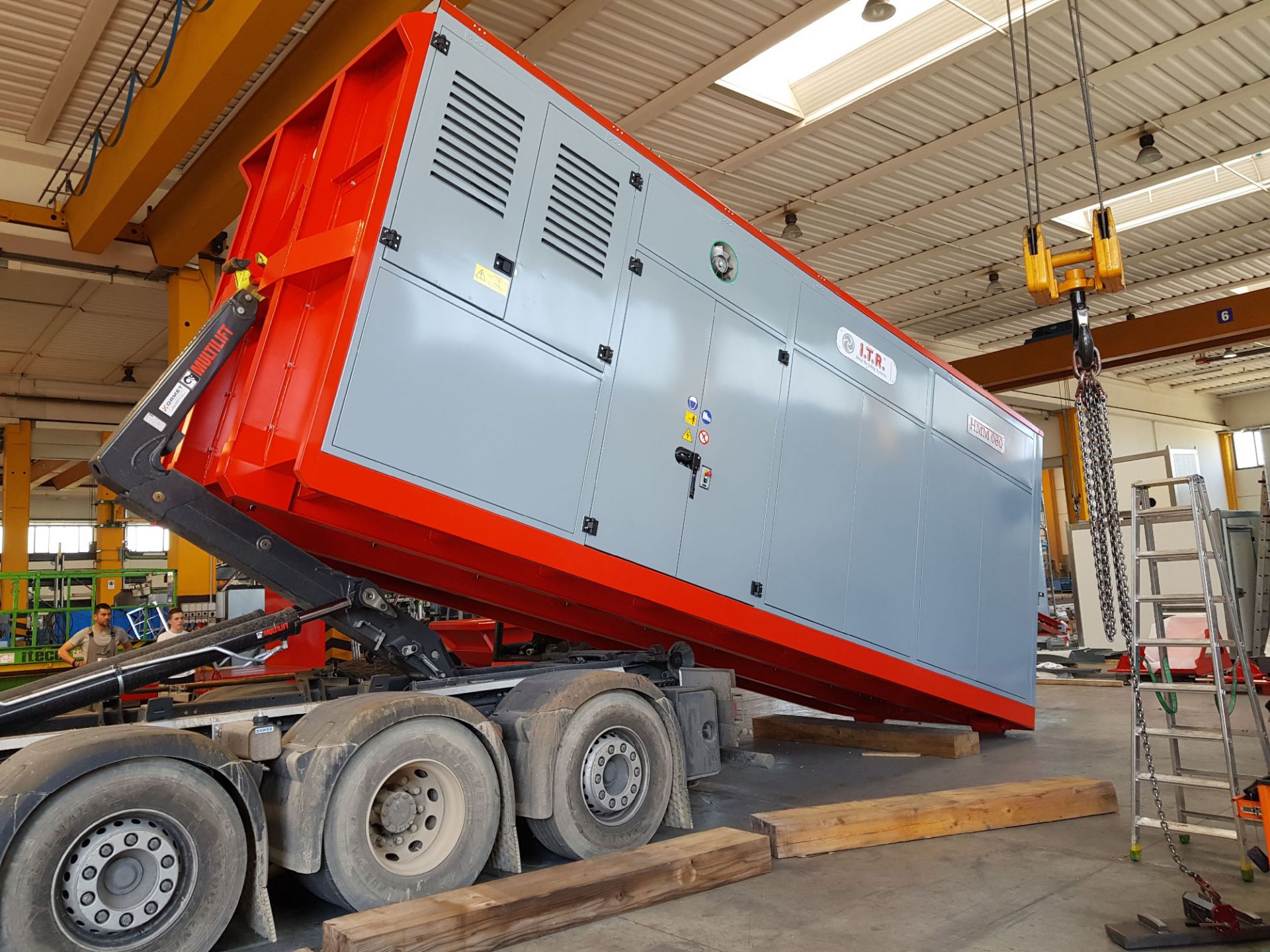 Broyeur à marteaux mobile ITR HMM 080 - 160 à 200 kW - Chambre de coupe 800 mm - Production jusqu'à 5 Ton/h_2