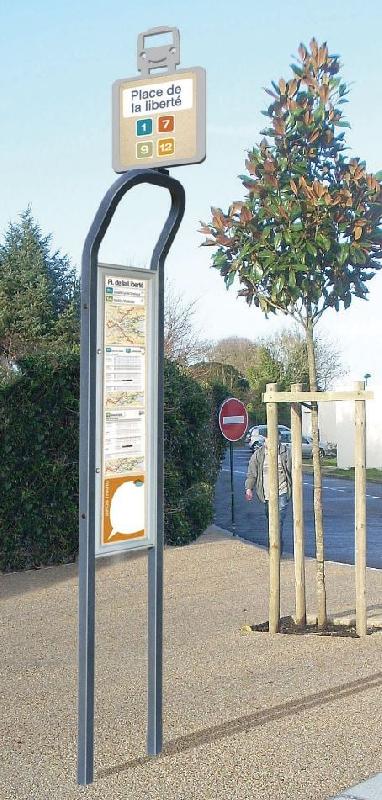 Totem arrêt de bus AXITY_1