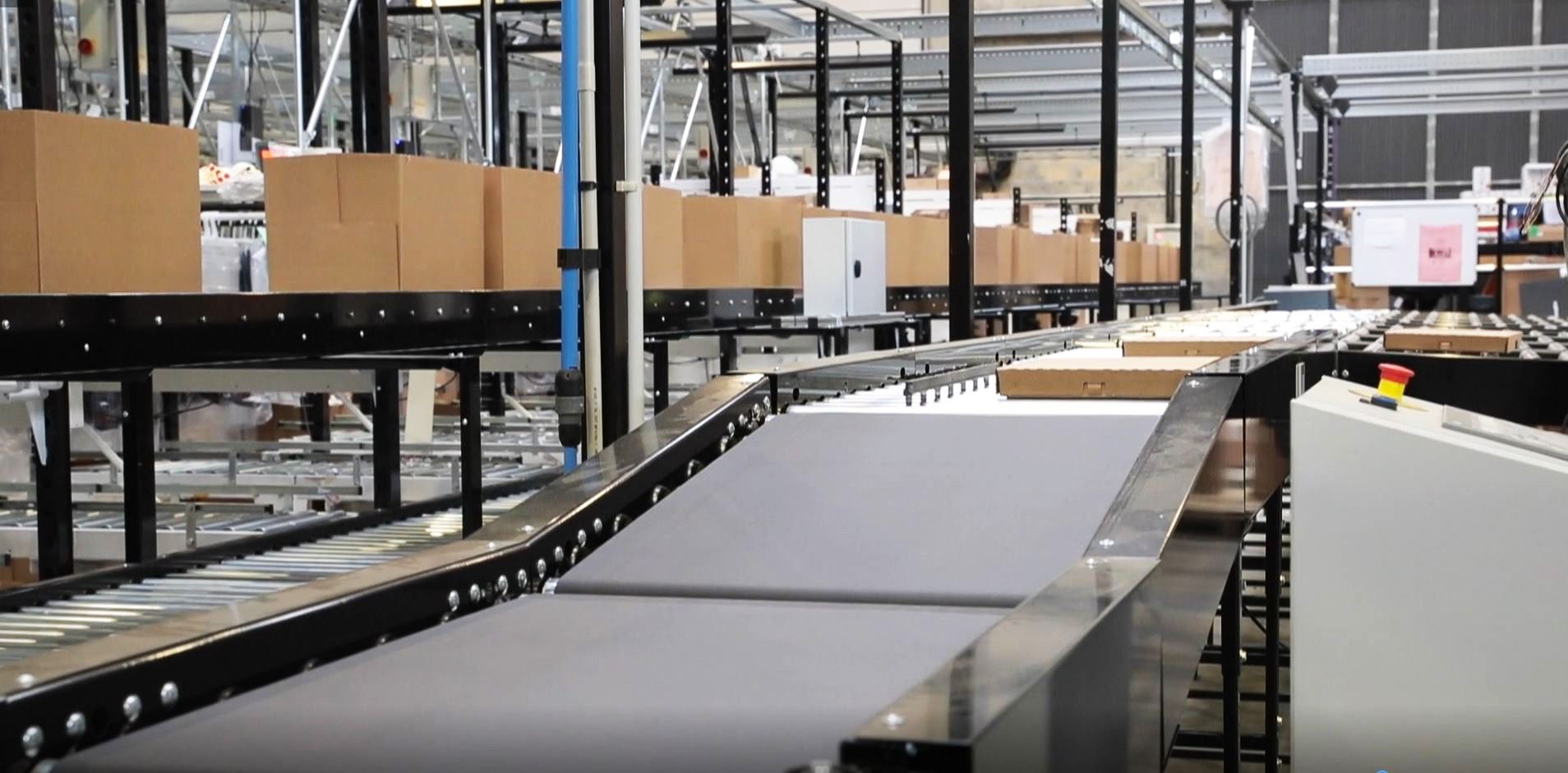 Convoyeur à bande - Fabrication et installation sur mesure par CMC France_1