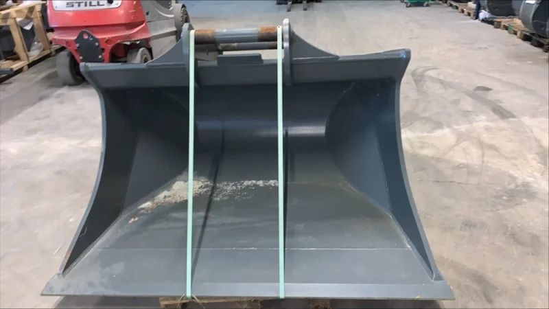 Godet niveleur Egli EPL-TR 240-1800 - OilQuick OQ 70 - ZG-4403807 - Année 2022 - Pour pelle 15-24t_1