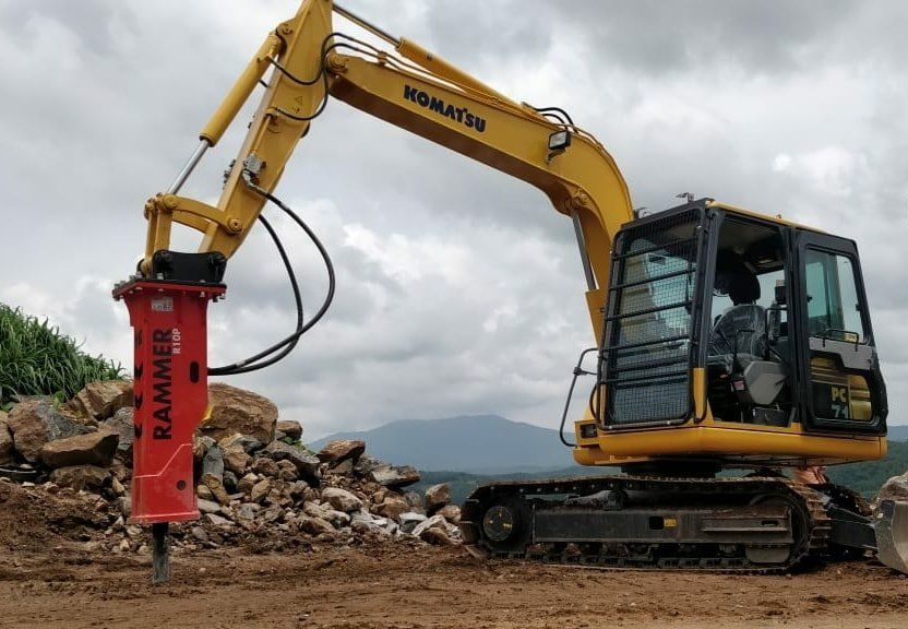 Rammer gamme Performance pour pelle de 0,8 à 53 tonnes_1