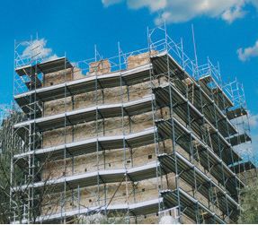 AC 105 PP Échafaudage - Amadio - Hauteur du cadre 2000 mm - Tétons symétriques, polyvalent et maniable_1