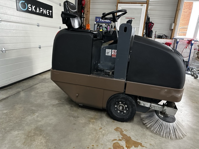 Balayeuse diesel d'occasion SR1450 D de chez Nilfisk_1